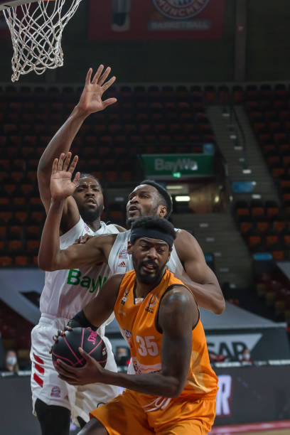 因为教练的 因为教练的