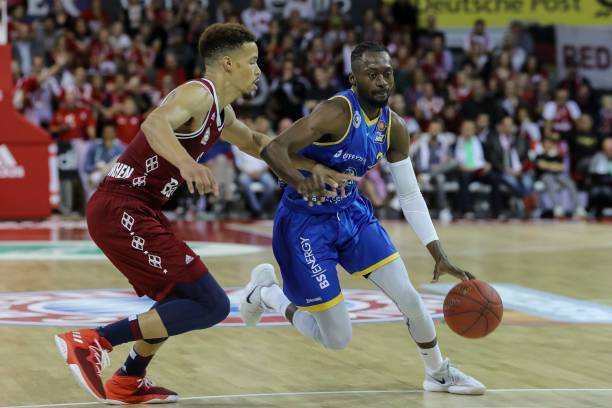 湾区球迷或 湾区球迷或